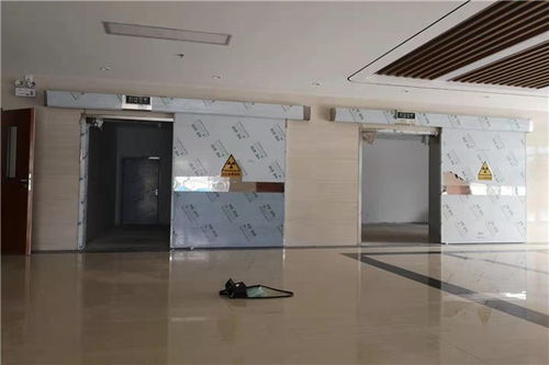 龍巖電動推拉鉛門及活動房墻板加工定制服務詳解